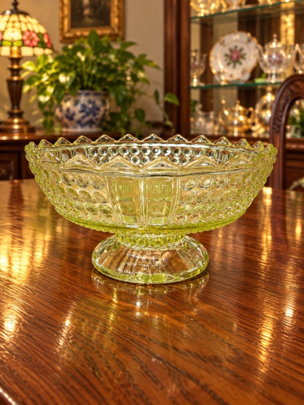 Antique 1885 Richards & Hartley Vaseline Uranium Glass Three Panel Compote Bow